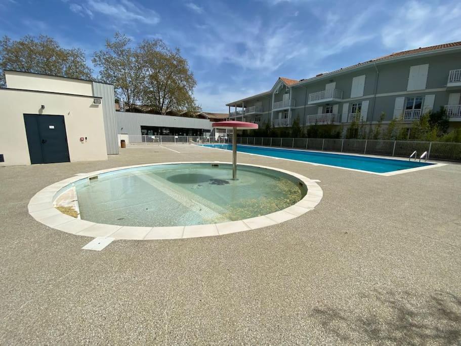 Maison Typee Arcachonnaise Avec Piscine Commune La Teste-de-Buch Exterior photo