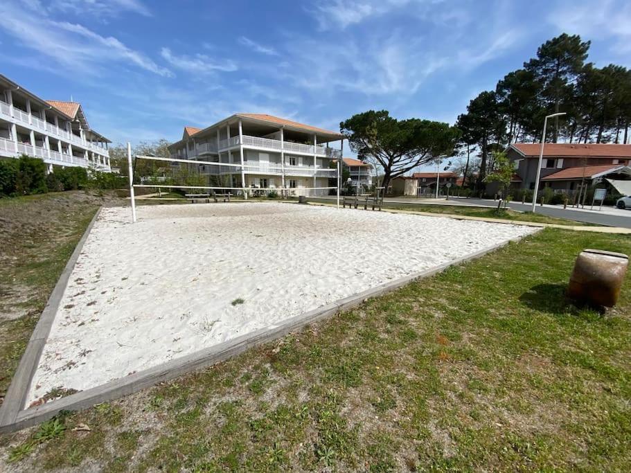 Maison Typee Arcachonnaise Avec Piscine Commune La Teste-de-Buch Exterior photo